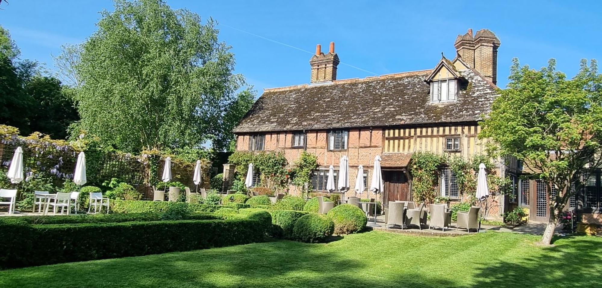 Langshott Manor - Luxury Hotel Gatwick Horley Exterior photo